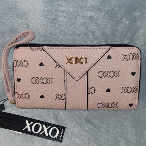 XOXO Wallet. Zip-around. - Picture 12 of 16